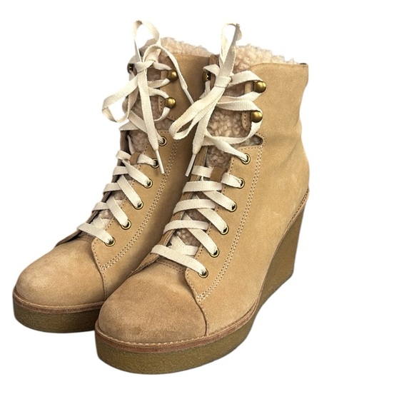 UGG Shoes - UGG Kiernan Tan Wedge Boots with Suede Texture Sz 10 NWOT Lace Up